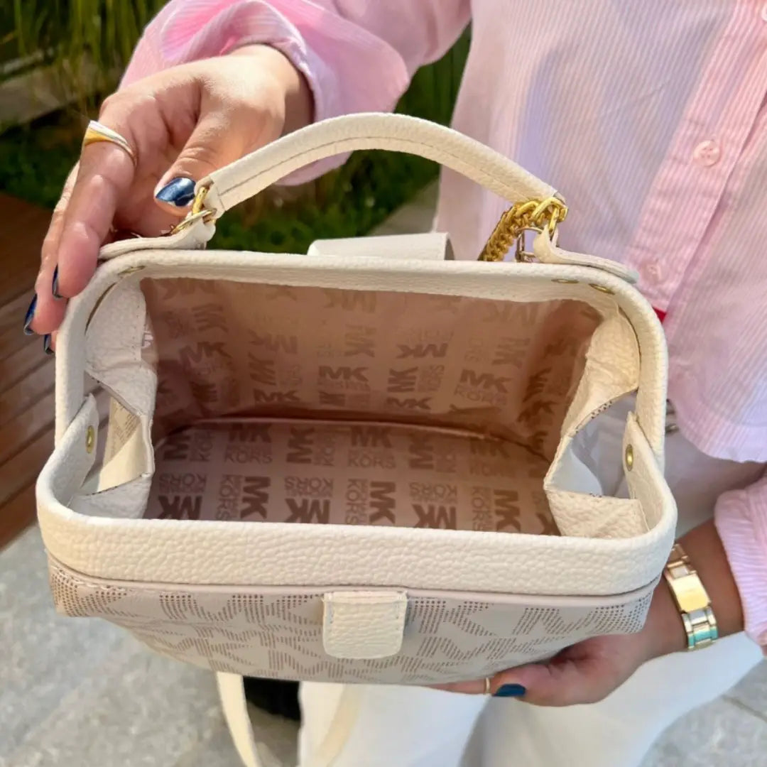 Bolsa Michael Kors Baú Transversal com Corrente